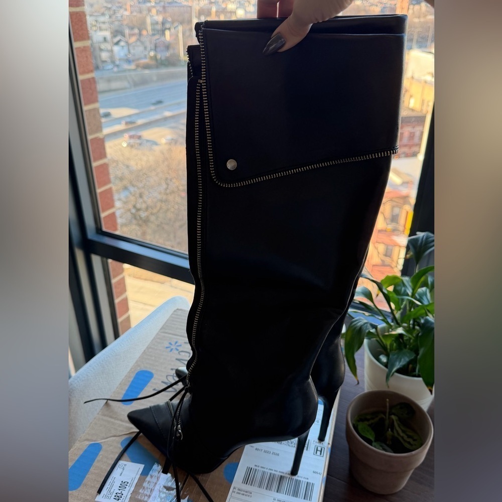 Schutz Arla Up Boots Black Leather Zipper Detail - Picture 9 of 15